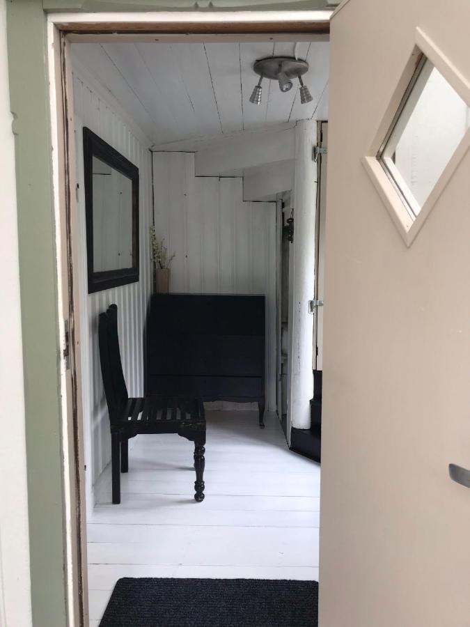 Fagerbacka Torp. Soet Stuga Naera Havet Lysekil Buitenkant foto